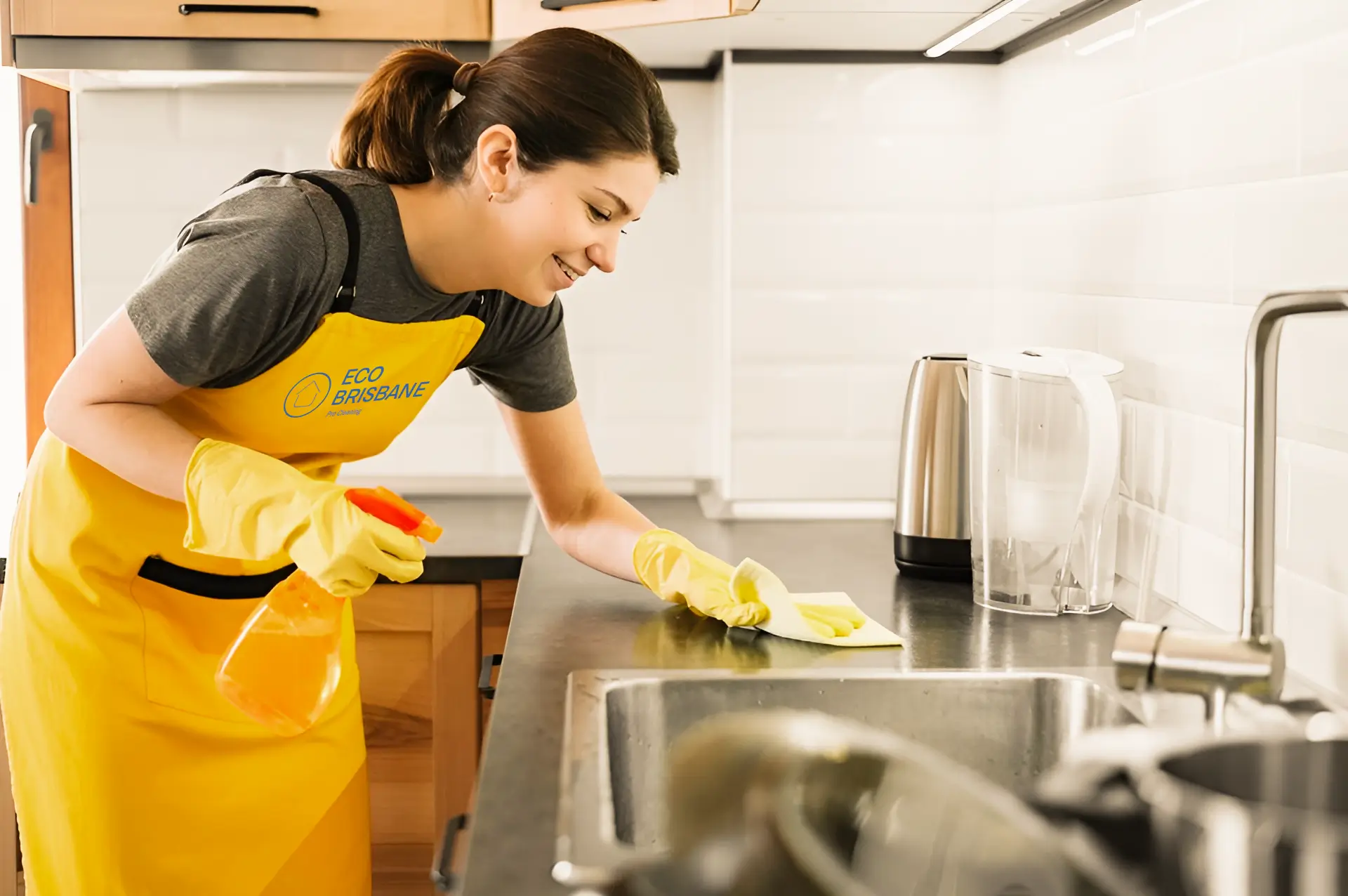 Deep kitchen cleaning